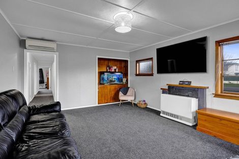 Photo of property in 26 Tawhiti Road, Hawera, 4610