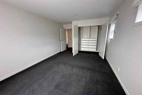 Photo of property in 34 Epic Way, Newlands, Wellington, 6037