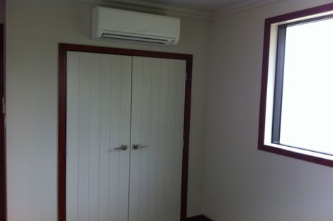 Photo of property in 214a Hillcrest Road, Hillcrest, Hamilton, 3216