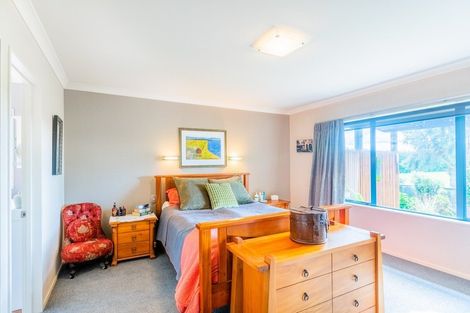 Photo of property in 54 Realm Drive, Paraparaumu, 5032