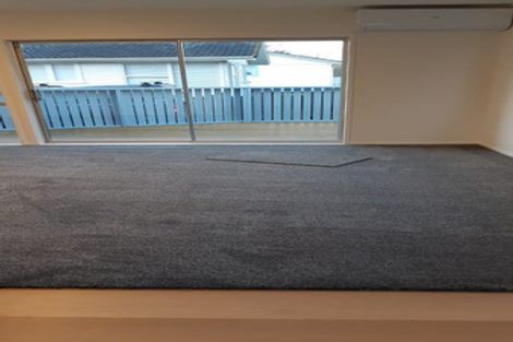 Photo of property in 38 Riverpark Crescent, Henderson, Auckland, 0610