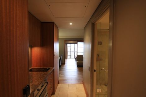 Photo of property in The Metropolis Apartments, 2710/1 Courthouse Lane, Auckland Central, Auckland, 1010