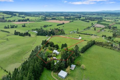 Photo of property in 211 Summerhill Road, Cust, Rangiora, 7471