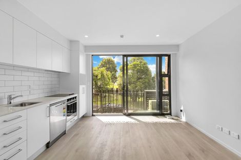 Photo of property in 104/2 Ko Street, Northcote, Auckland, 0627