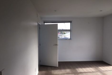 Photo of property in 43 Grafton Street, Waltham, Christchurch, 8011