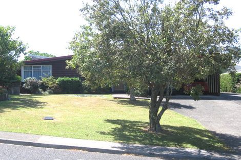 Photo of property in 10 Gladys Avenue, Glenfield, Auckland, 0629