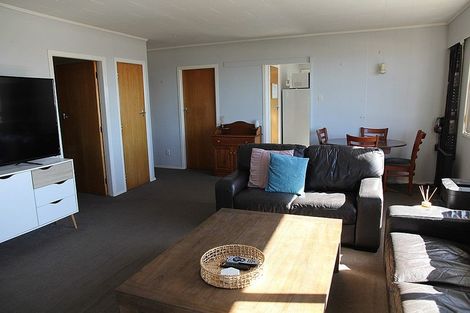 Photo of property in 27c Port View Crescent, Moturoa, New Plymouth, 4310
