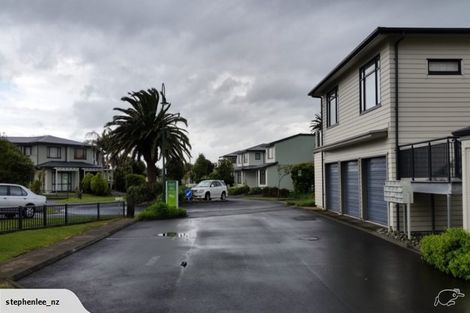 Photo of property in 28/2 Armoy Drive, East Tamaki, Auckland, 2016