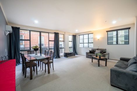 Photo of property in Maddison Apartments, 1/6f Queen Street, Palmerston North, 4410
