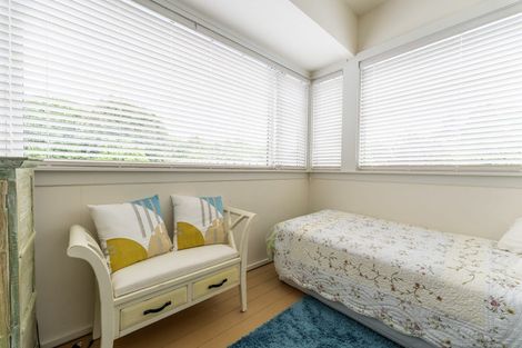 Photo of property in 8 London Street, Hampden, 9410