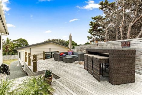 Photo of property in 27 Blue Bell Parade, Omaha, Warkworth, 0986