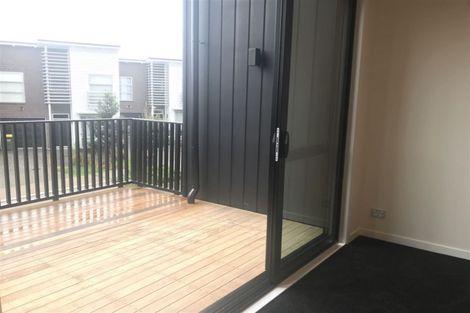 Photo of property in 93 Bomb Point Drive, Hobsonville, Auckland, 0616