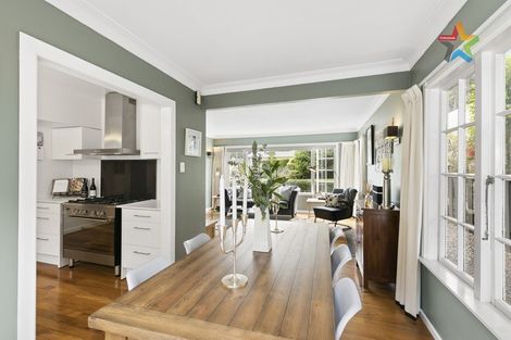 Photo of property in 4a Taumaru Avenue, Lowry Bay, Lower Hutt, 5013