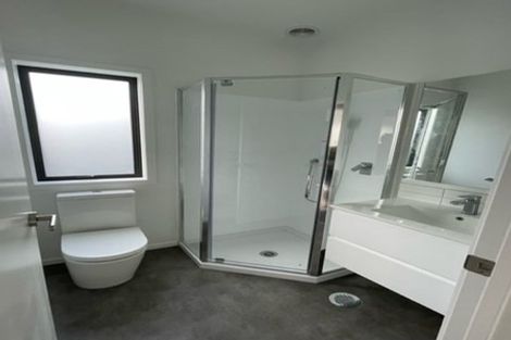 Photo of property in 27/28 Westgate Drive, Westgate, Auckland, 0614