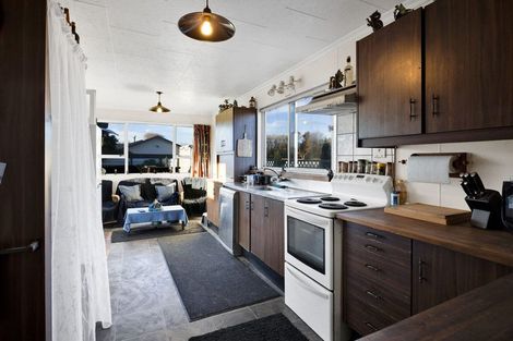 Photo of property in 42 Fantham Street, Hawera, 4610