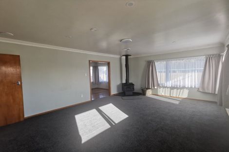 Photo of property in 71 Makora Road, Masterton, 5810