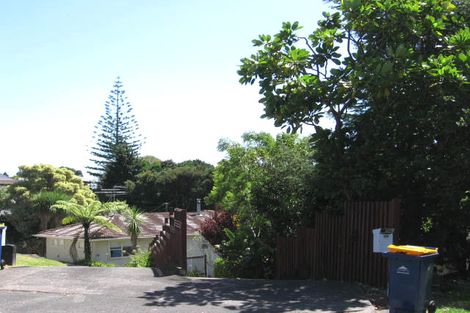 Photo of property in 129 Canongate Street, Birkdale, Auckland, 0626