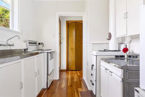 Photo of property in 41 Te Rangitautahanga Road, Turangi, 3334