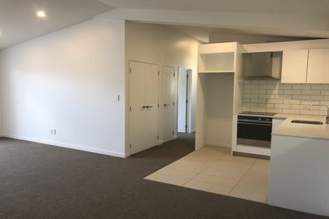 Photo of property in 10/74 Derwent Street, Island Bay, Wellington, 6023