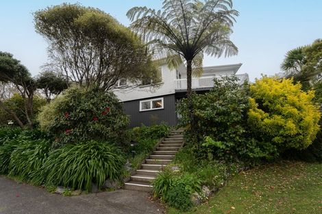 Photo of property in 115 Oriel Avenue, Tawa, Wellington, 5028