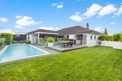 Photo of property in 10 Amokura Crescent, Flagstaff, Hamilton, 3210