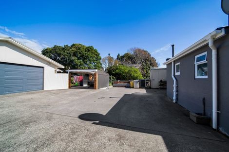 Photo of property in 39a Breakwater Road, Moturoa, New Plymouth, 4310