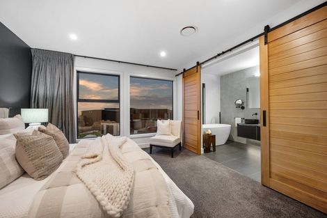 Photo of property in 9 Ridgelea Road, Long Bay, Albany, 0792