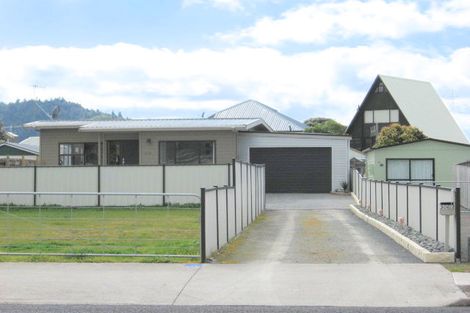 Photo of property in 306b Ocean Road, Whangamata, 3620