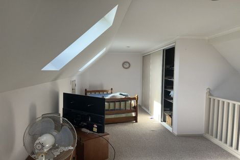 Photo of property in Rangeview Villas, 23/9 Fuller Close, Levin, 5510