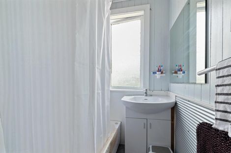 Photo of property in 5 Exeter Street, Waimate, 7924