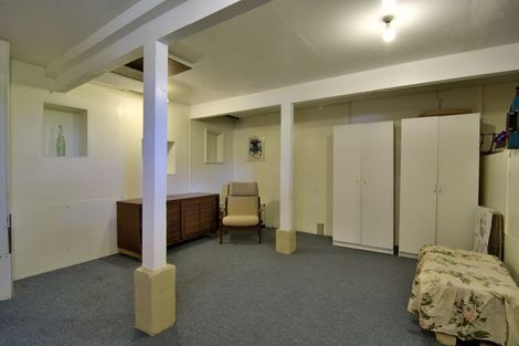 Photo of property in 9 Verena Place, Green Bay, Auckland, 0604