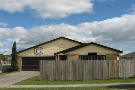 Photo of property in 36 Pelorus Street, Welcome Bay, Tauranga, 3112