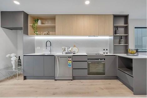 Photo of property in 25b Lavery Place, Sunnynook, Auckland, 0632