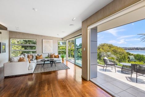 Photo of property in 42a Tindalls Bay Road, Tindalls Beach, Whangaparaoa, 0930