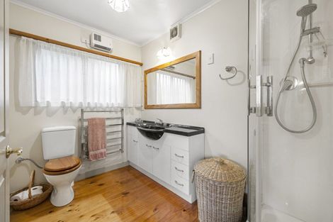 Photo of property in 24 Stewart Street, Raglan, 3225