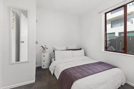 Photo of property in 5a Duke Street, Mount Victoria, Wellington, 6011