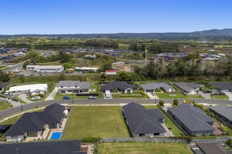 Photo of property in 11 Charlotte Drive, Omokoroa, 3114
