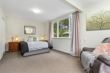 Photo of property in 536 West Coast Road, Oratia, Auckland, 0604