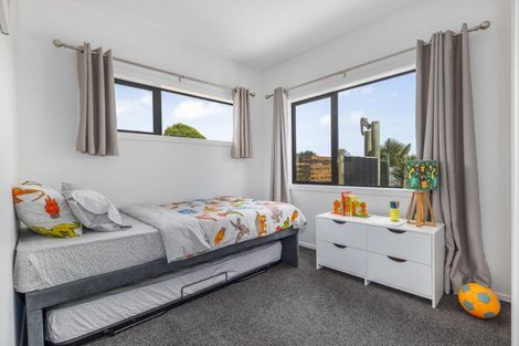 Photo of property in 7 Strathnaver Drive, Waikawa Beach, Manakau, 5573