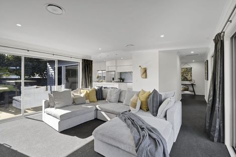 Photo of property in 18 Rawiri Drive, Bell Block, New Plymouth, 4312