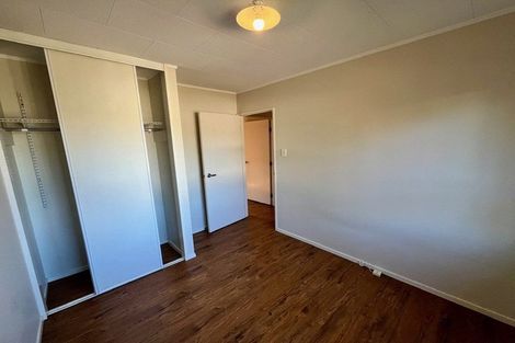 Photo of property in 1 John Webster Place, Glen Eden, Auckland, 0602