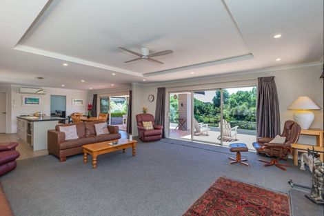 Photo of property in 14 Twin Peaks Grove, Koputaroa, Levin, 5575