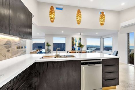 Photo of property in 6 Dunkeld Lane, Redcliffs, Christchurch, 8081