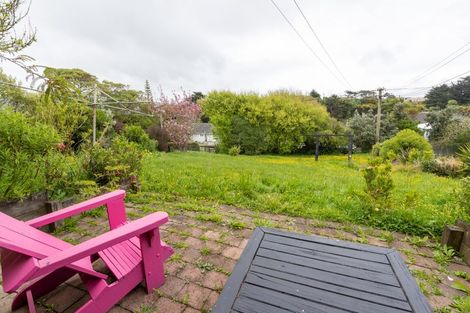 Photo of property in 37 Downes Street, Titahi Bay, Porirua, 5022