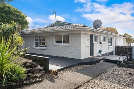 Photo of property in 1/1 Broadview Place, Howick, Auckland, 2014