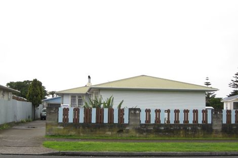 Photo of property in 24 Hume Street, Waitara, 4320