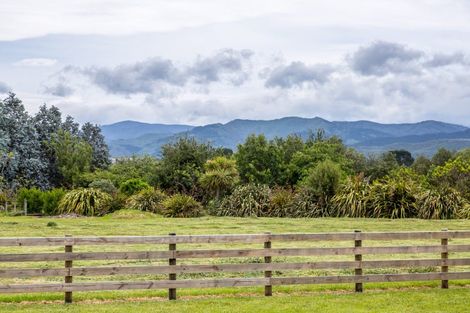 Photo of property in 75 Andersons Line, Clareville, Carterton, 5713