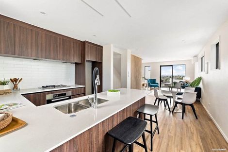 Photo of property in 1/735 East Coast Road, Browns Bay, Auckland, 0630