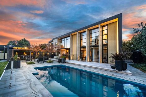 Photo of property in 9 Walnut Avenue, Strowan, Christchurch, 8052