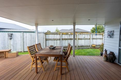 Photo of property in 22 Austin Reid Avenue, Carterton, 5713